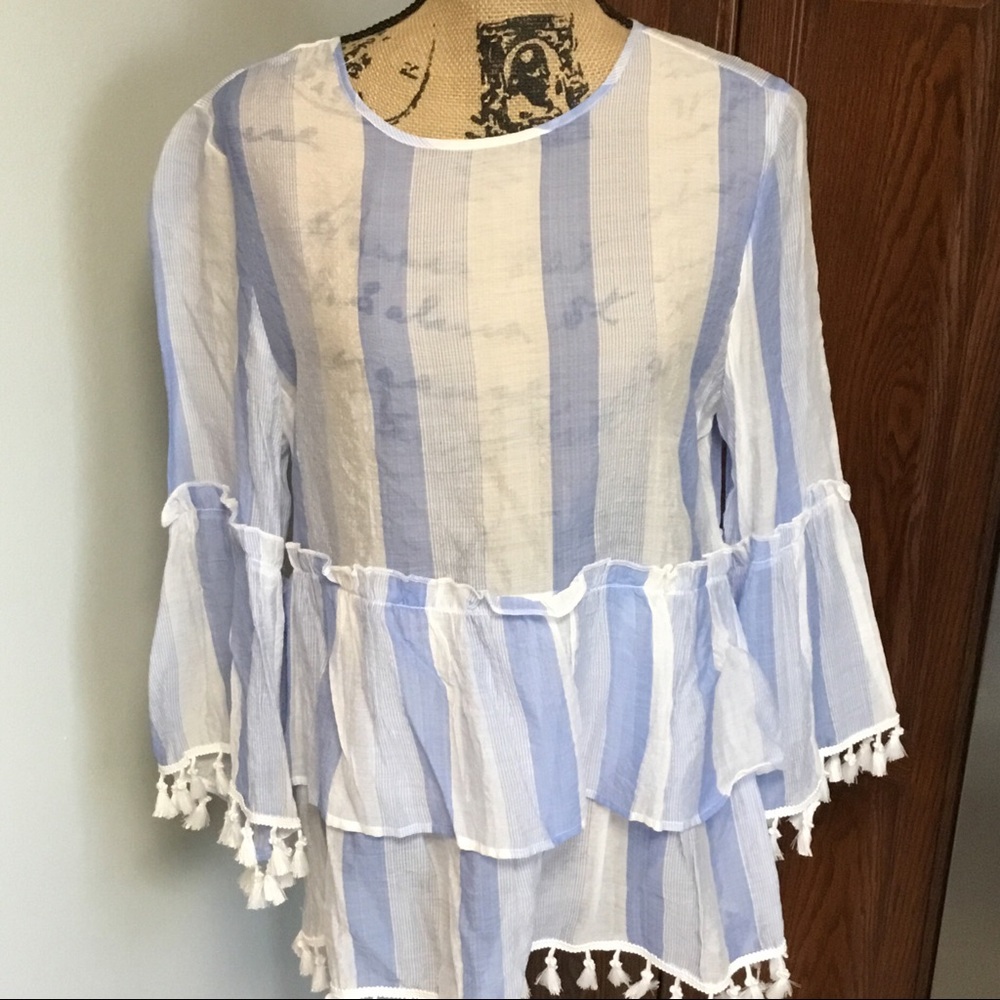Gorgeous Signature Studio Stylish Top - Picture 1 of 3